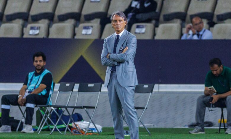 إنزاجي في مهب الريح.. والهلال يدفع ثمن خيانة مانشيني