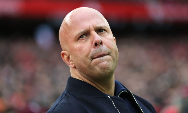 غضب مشجعي ليفربول.. لافتات ضد زيادة أسعار التذاكر