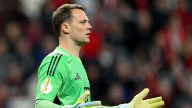 تجديد عقد نوير.. مدير بايرن ميونخ يرد بسخرية