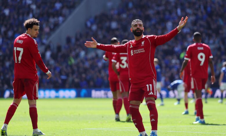 ليفربول يستهدف صفقة غريبة لتعويض صلاح بصفقة صادمة