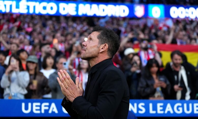 فيديو.. مشادة حادة بين سيميوني ونجم آرسنال تثير الجدل