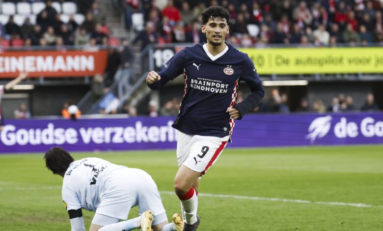 PSV يحقق فوزاً واثقاً على سبارتا روتردام 0-2