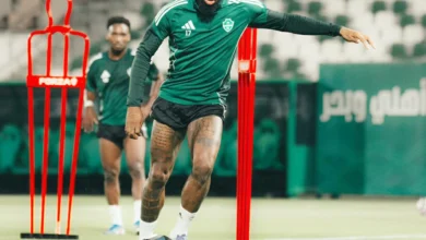 الأهلي يواجه الفتح لرد الدَّين
