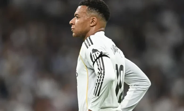مبابي وريال مدريد: ربع مليون توقيع تلهب الأزمة