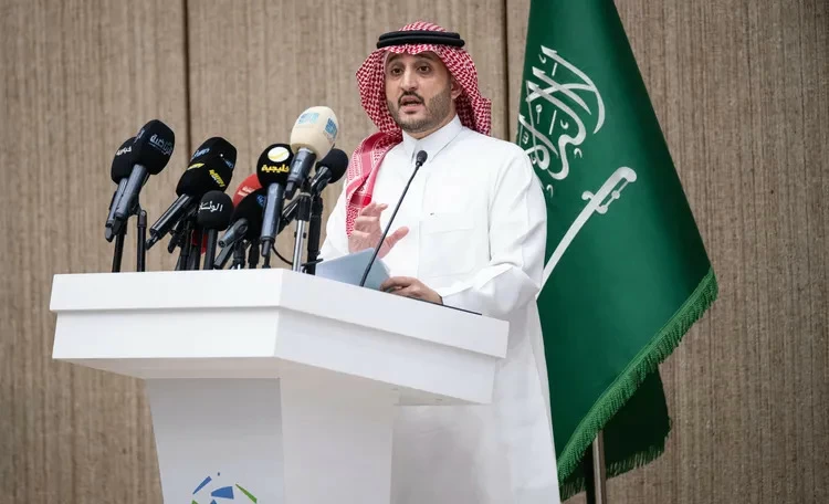 برنامج استقطاب نخبة لاعبي كرة القدم: معايير توزيع جديدة لأندية «روشن»