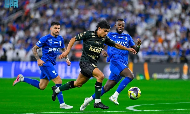 حسان تمبكتي.. الهلال يحتفل بمباراته رقم 100 قبل النهائي