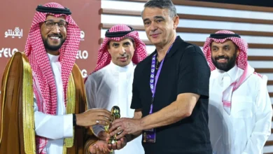 نائب أمير عسير يتوّج أبها بكأس دوري يلو