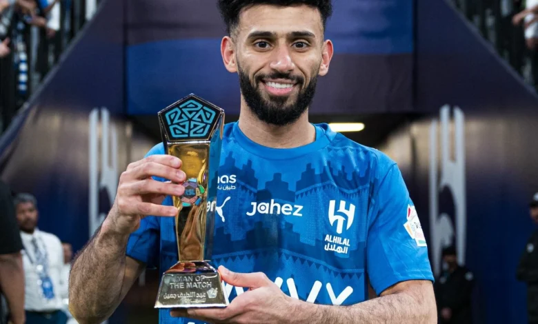 سلطان مندش عيناه على لقب دوري روشن