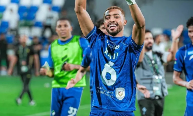 الأهلي لتدعيم وسطه.. عينه على لاعب الفتح