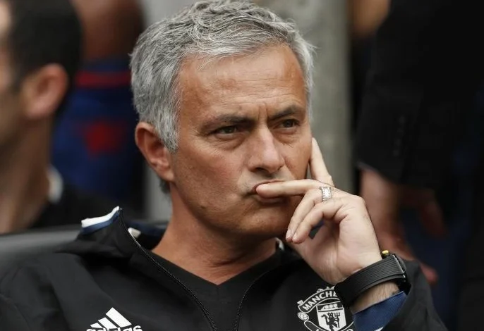 مورينيو ريال مدريد.. بيريز: لم أتحدث معه حتى الآن