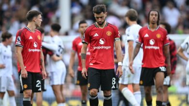 إصابة الرباط الصليبي.. نجم مانشستر يونايتد يغيب طويلاً