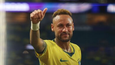 نيمار وهاميلتون: ما علاقة أسطورة الفورمولا بجدل الصورة؟
