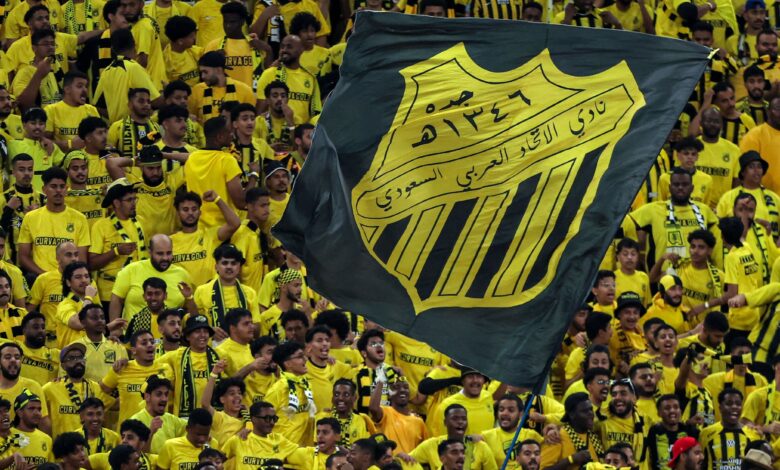 الاتحاد يقترب من مدربه الجديد.. اتفاق مع فيسينج