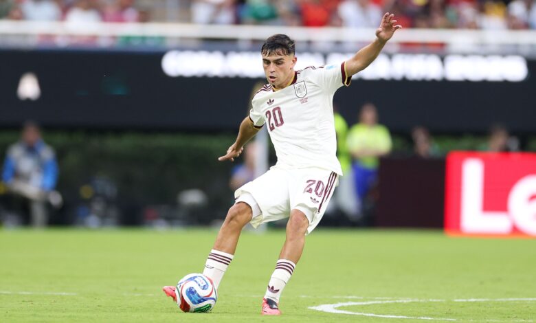 بيدري: نجم البرتغال فاجأني.. وميسي حلم النهائي