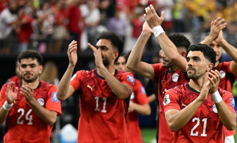 حكم مباراة مصر والأرجنتين.. طاقم فرنسي يقود مواجهة كأس العالم