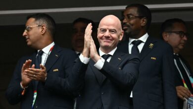 مدرب بلجيكا يفجر غضبه: فيفا حوّل كأس العالم لكذبة أبريل