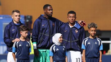 باريس سان جيرمان يفعل الشرط الجزائي لضم لوكاس دين من أستون فيلا