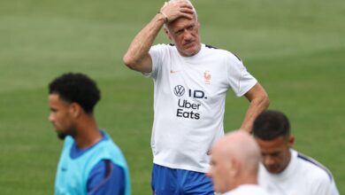 ديشامب يشعر بالقلق.. الشك يحيط بمشاركة تشواميني أمام المغرب