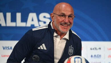 دي لا فوينتي يرد على ديشامب: تصريحاتك بلا قيمة في نصف النهائي