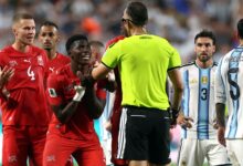 يويفا والـVAR: توجيهات جديدة تمنع معاقبة التمثيل