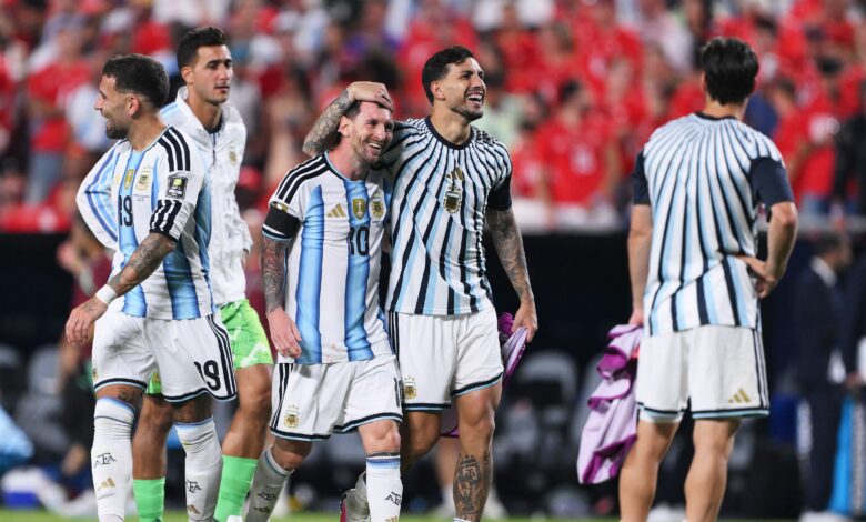 ميسي: ما يحققه منتخب الأرجنتين ليس طبيعيا بعد عبور سويسرا