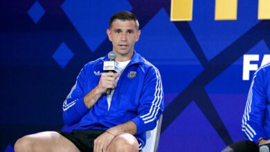 مارتينيز: أبكي فخراً بإنجازات الأرجنتين قبل نهائي 2026