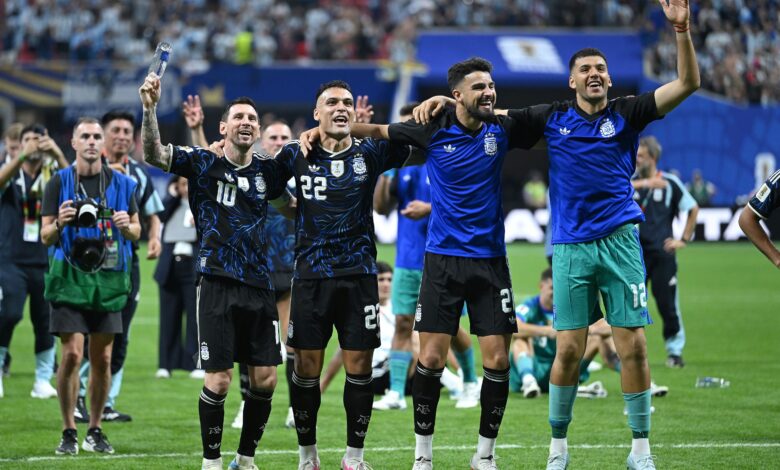 لاعبي الأرجنتين أمام تهديد الغياب عن نهائي كأس العالم