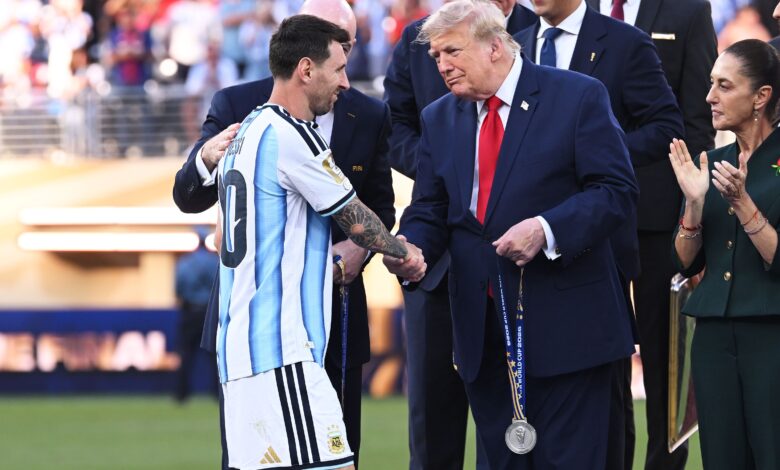 سقطة الأرجنتين.. استياء عالمي من تصرف المنتخب في نهائي المونديال