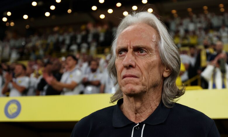 جورجي جيسوس يعود إلى النصر بعد غياب شهرين