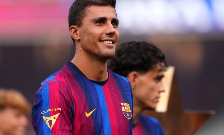برشلونة ينهي كابوس التسجيل 1:1 ويسجل صفقاته رسميًا