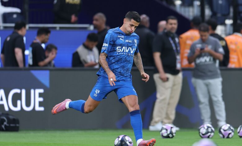 أزمة كانسيلو تتجدد في الهلال بقرار حاسم من إنزاجي