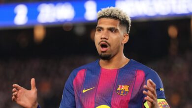 كم يدفع ليفربول لضم أراوخو نهائيًا؟ قيمة بند الشراء