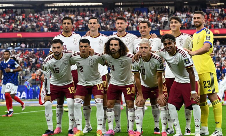 برشلونة يراقب بورو بعد مفاوضات جادة لكوندي