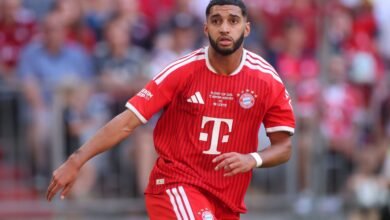 كومباني يغير مركز براون في افتتاح البوندسليجا