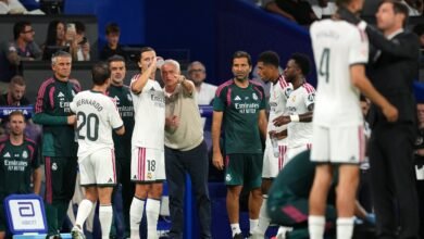 مورينيو يطيح بكاريراس.. قرار مفاجئ للتشكيل