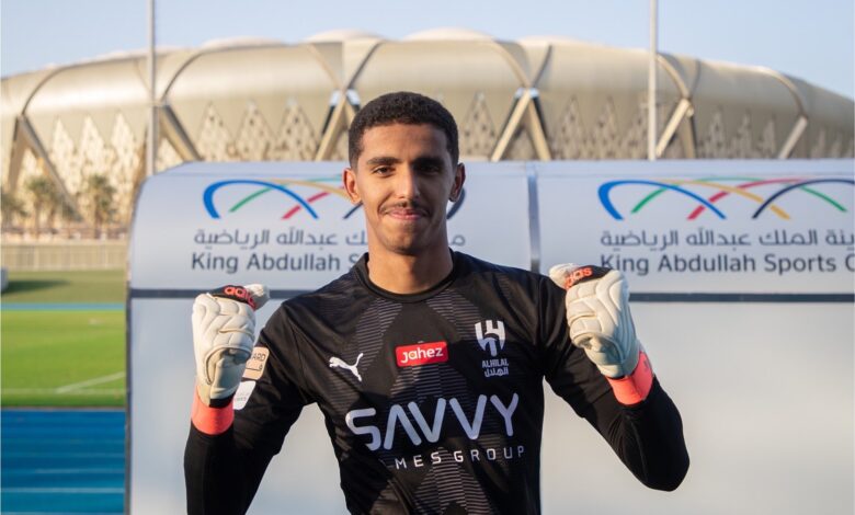 حارس الهلال السابق أحمد أبو راسين