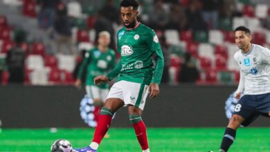 الاتحاد - مختار علي لاعب الاتفاق