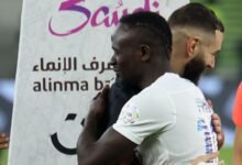 دوري روشن.. ماني وكينونيس يدخلان تاريخ الكرة الذهبية