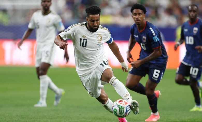 مقارنة مصعب الجوير وسالم الدوسري.. محمد نور يرد