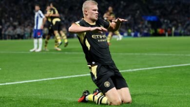 هالاند يتهم لاعبًا بالتحرش خلال مباراة أمام بورتو
