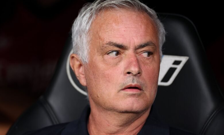 مورينيو ينتال هجوماً بعد سقوط ريال مدريد أمام أتلتيكو