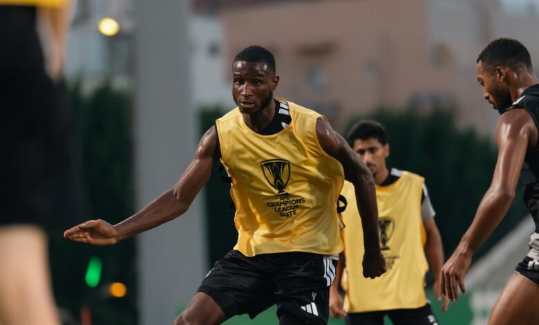 إبراهيم ديابي لاعب النادي الأهلي