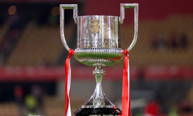 تعليق مباريات كأس الملك.. ريال وبرشلونة يعلنان الحداد