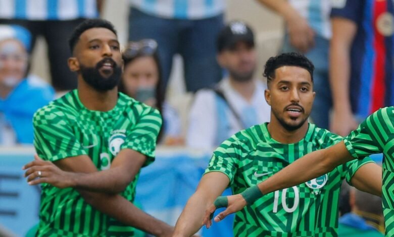 فراس البريكان يقهر سالم الدوسري في سباق أفضل لاعب آسيا