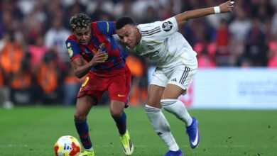 الكلاسيكو.. الكشف عن الحكم الأقرب لإدارتها وردود مدريدية
