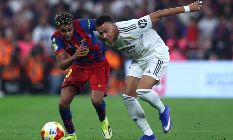 الكلاسيكو.. الكشف عن الحكم الأقرب لإدارتها وردود مدريدية