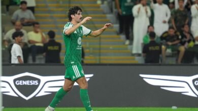 ترينكاو.. منتخب البرتغال يحتفي بتألقه أمام الوصل