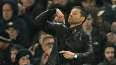 ألونسو عن إصابة جواو بيدرو: قد يغيب حتى بعد التوقف